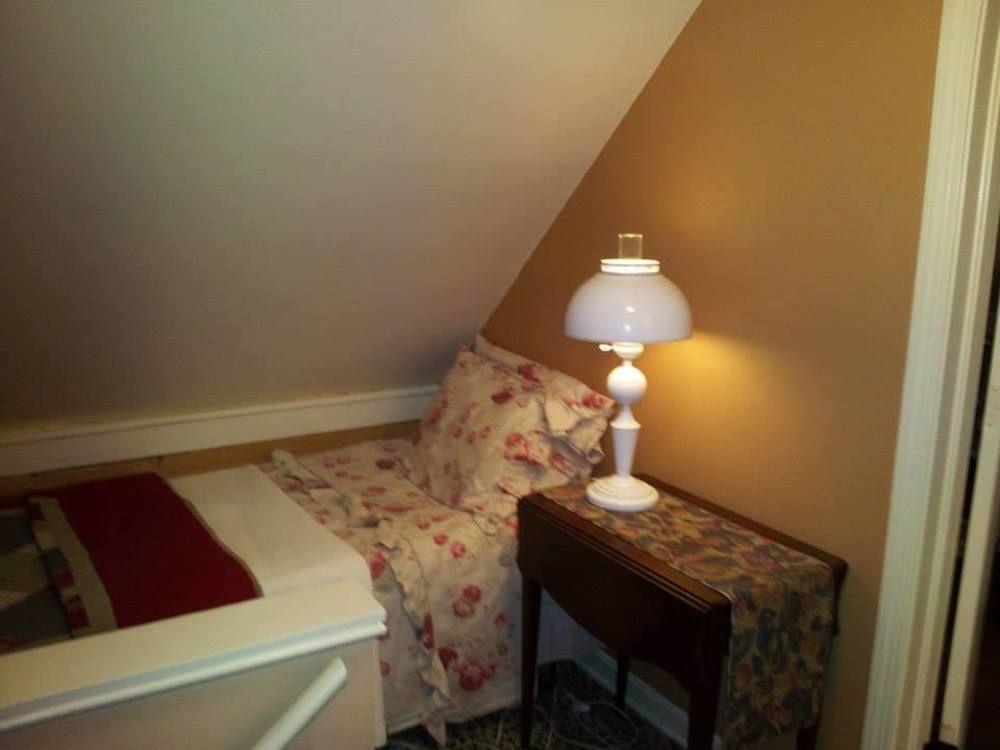 Clifford House Private Home B&B Кливланд Екстериор снимка