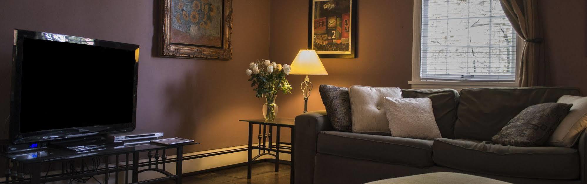 Clifford House Private Home B&B Кливланд Екстериор снимка